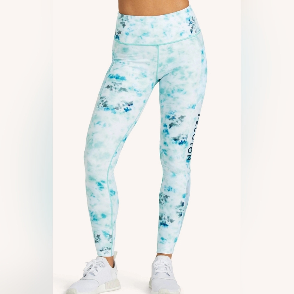 Peloton - Diamond Tie Dye Blue Leggings - Picture 4 of 4